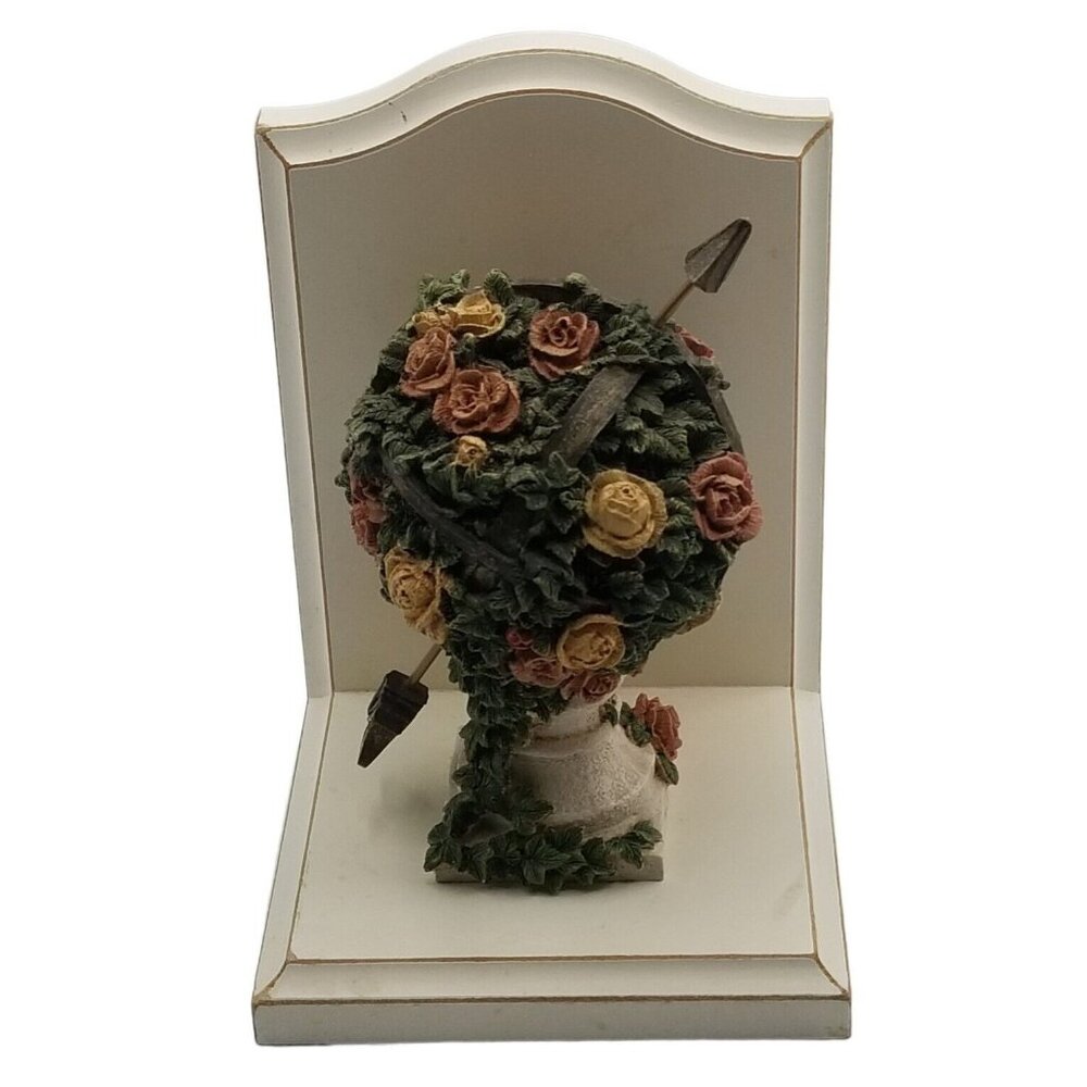Vintage 1991 Garden Terrace Book end Kissing ball Floral Topiary Single